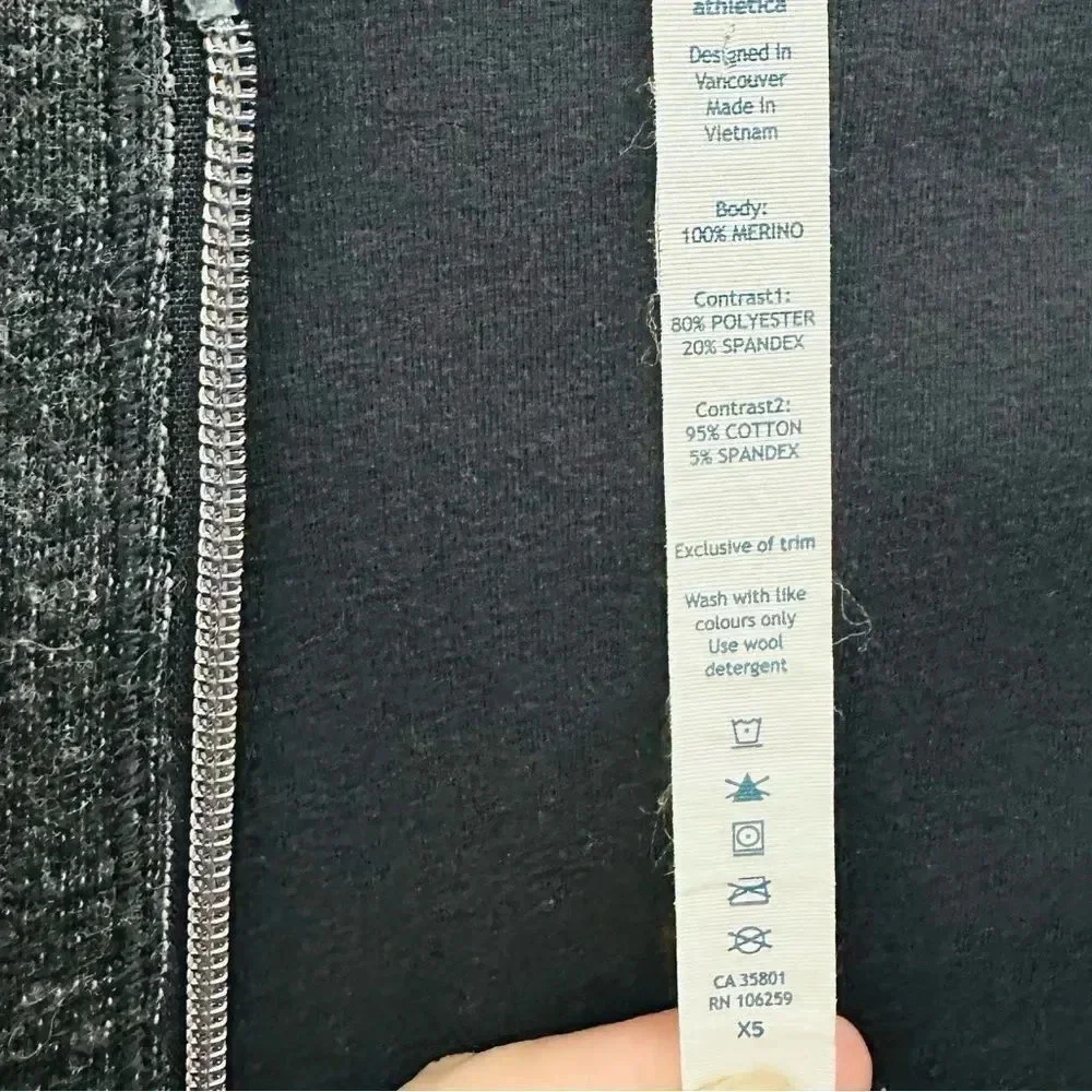 Lululemon Athletica Gray Zippered Hooded Jacket